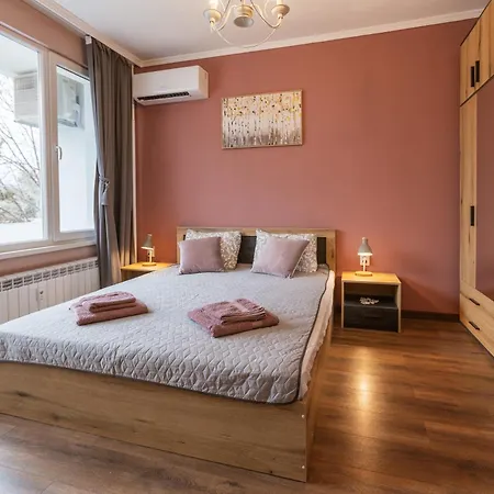 Happy Lazur Apartment Burgas