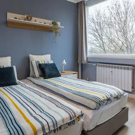 Happy Lazur * 布尔加斯