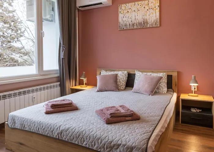 Διαμέρισμα Happy Lazur *